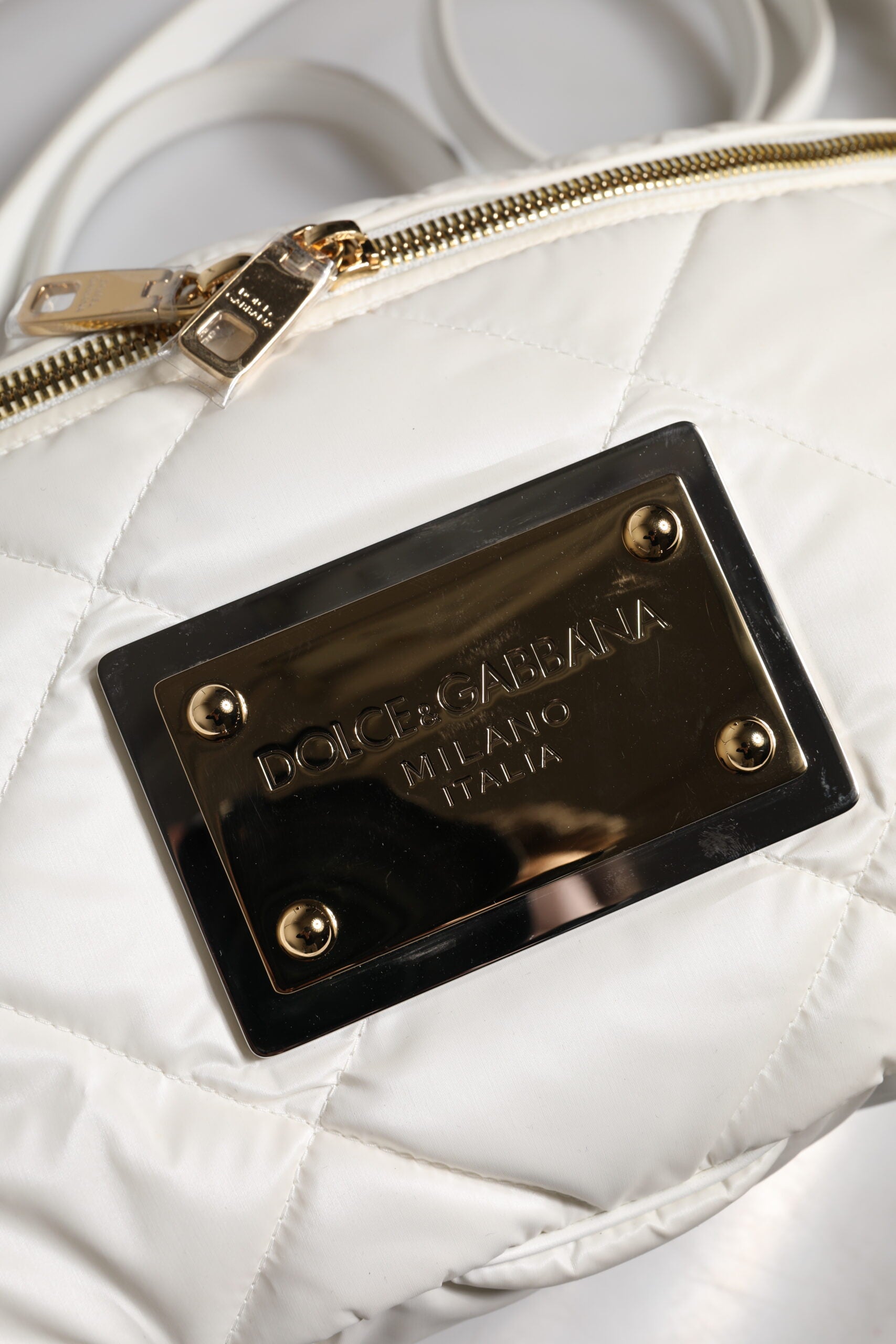 Dolce & Gabbana White Quilted Logo Plaque Belt Waist Fanny Pack Bag Dolce & Gabbana