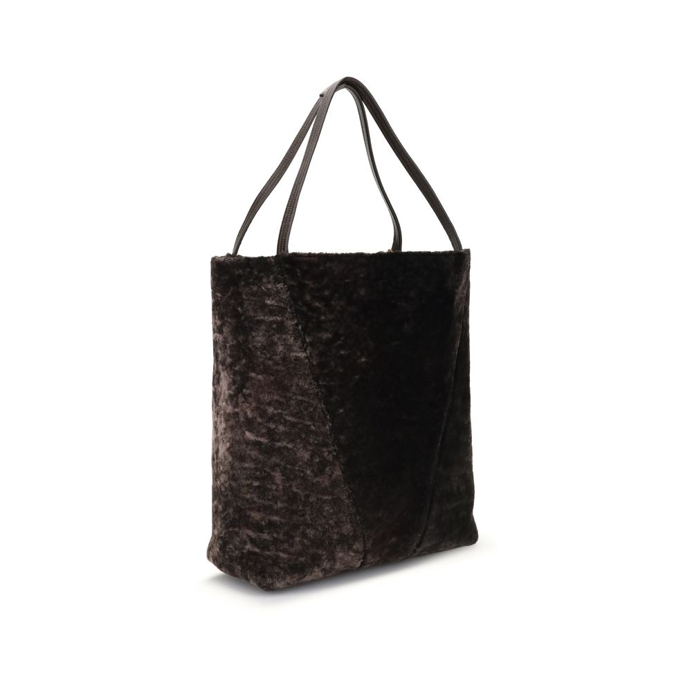 Chloé Large Spin Tote Bag in soft shearling Chloé