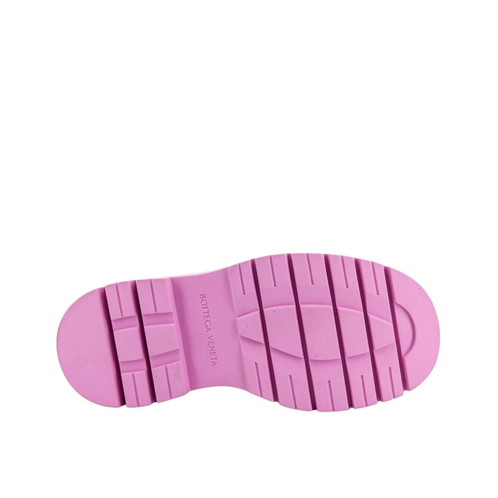 Bottega Veneta Black Calfskin Chelsea Boots Bottega Veneta